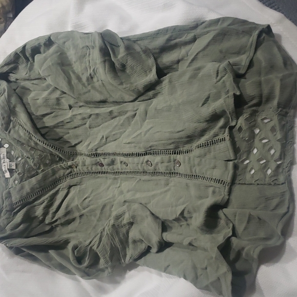 Top - Picture 9 of 10